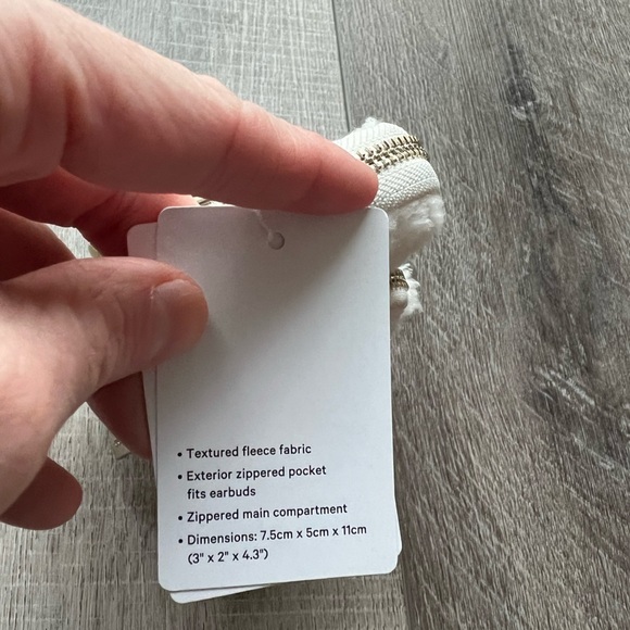 Lululemon Nano Clip-On Backpack *Fleece in Light Ivory - Picture 10 of 12